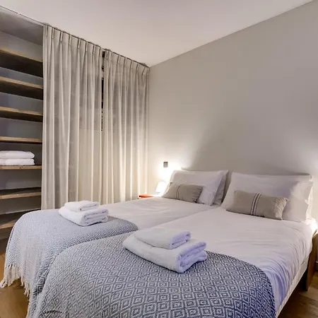 Safari. Face Au Mont-blanc. Шале *