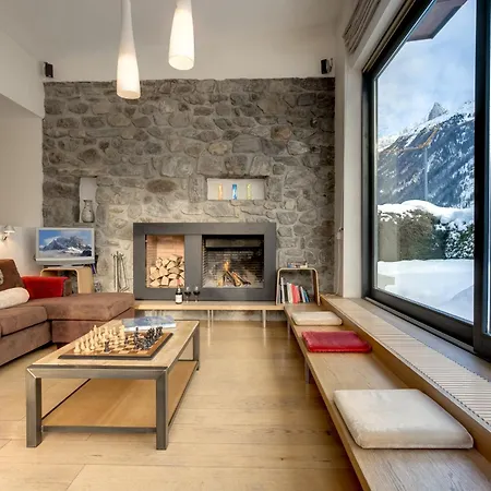 Safari. Face Au Mont-blanc. *