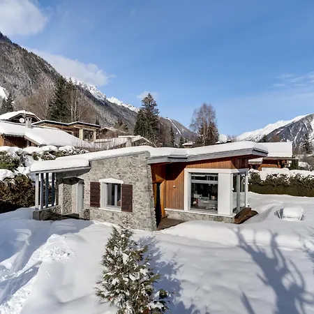Chalet Safari. Face Au Mont-blanc. Chamonix