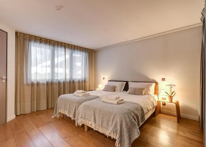 Safari. Face Au Mont-blanc. *