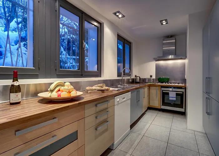 Safari. Face Au Mont-blanc. * Chamonix