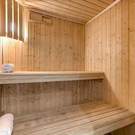 Safari. Face Au Mont-blanc. *