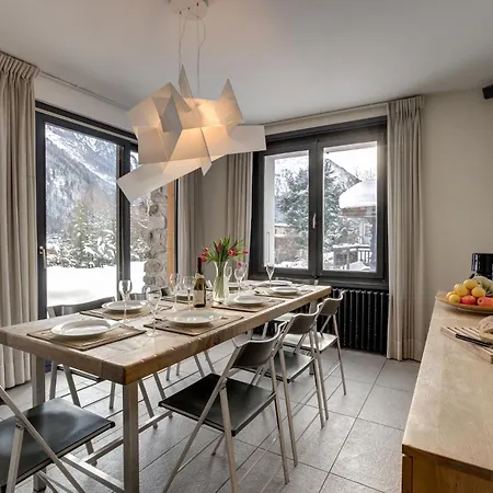 Dağ evi Safari. Face Au Mont-blanc.