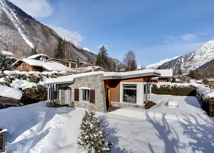 Chalet Safari. Face Au Mont-blanc. Chamonix